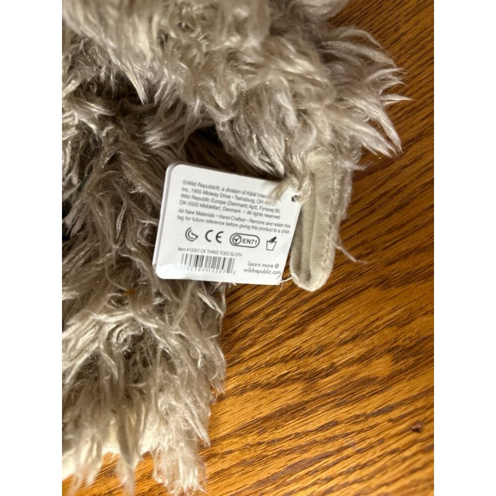 Wild Republic Gray Sloth Plush 3 Toed Cuddlekins 12" Stuffed Animal Toy new 2013 - Picture 3 of 3